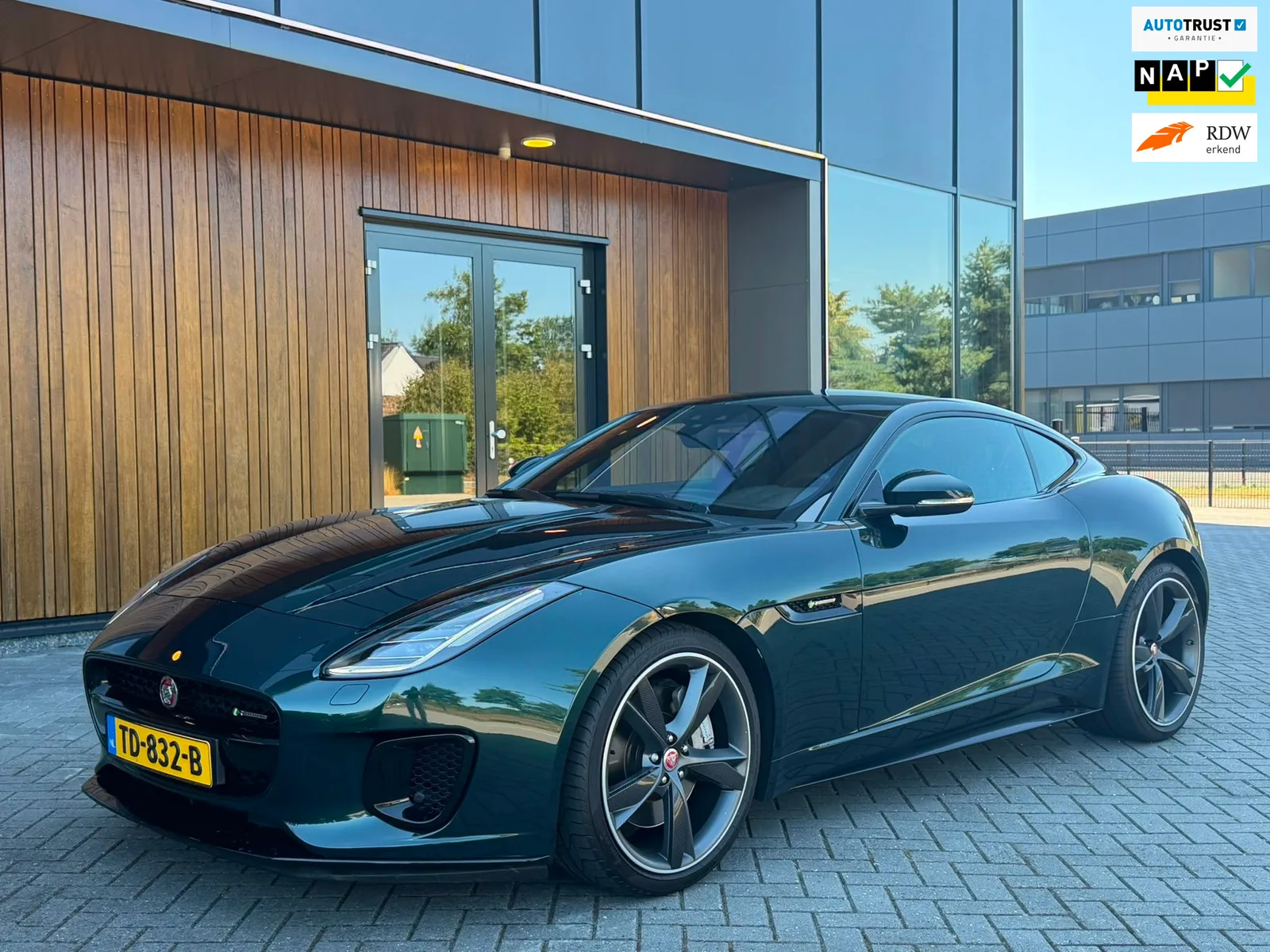 Jaguar F-Type (2018) — foto 1