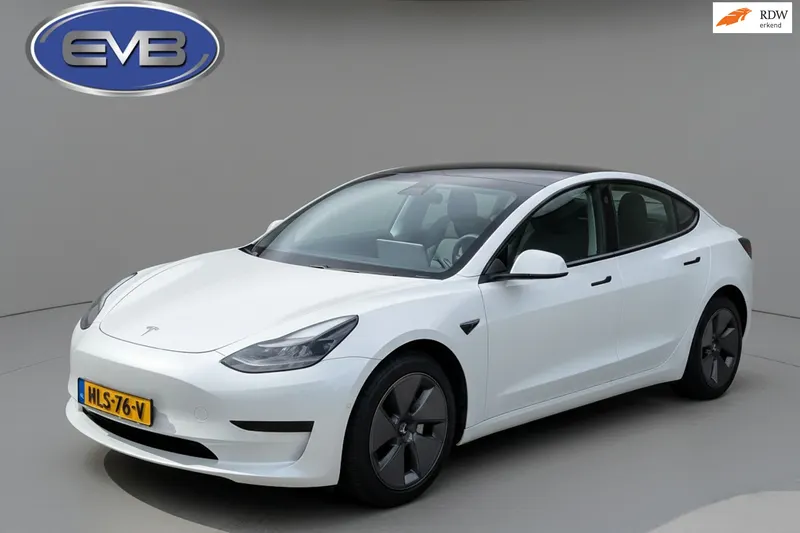 Tesla Model 3 (2021)