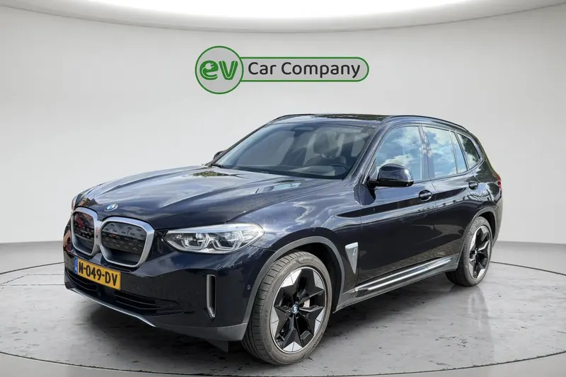 BMW iX3 (2021)