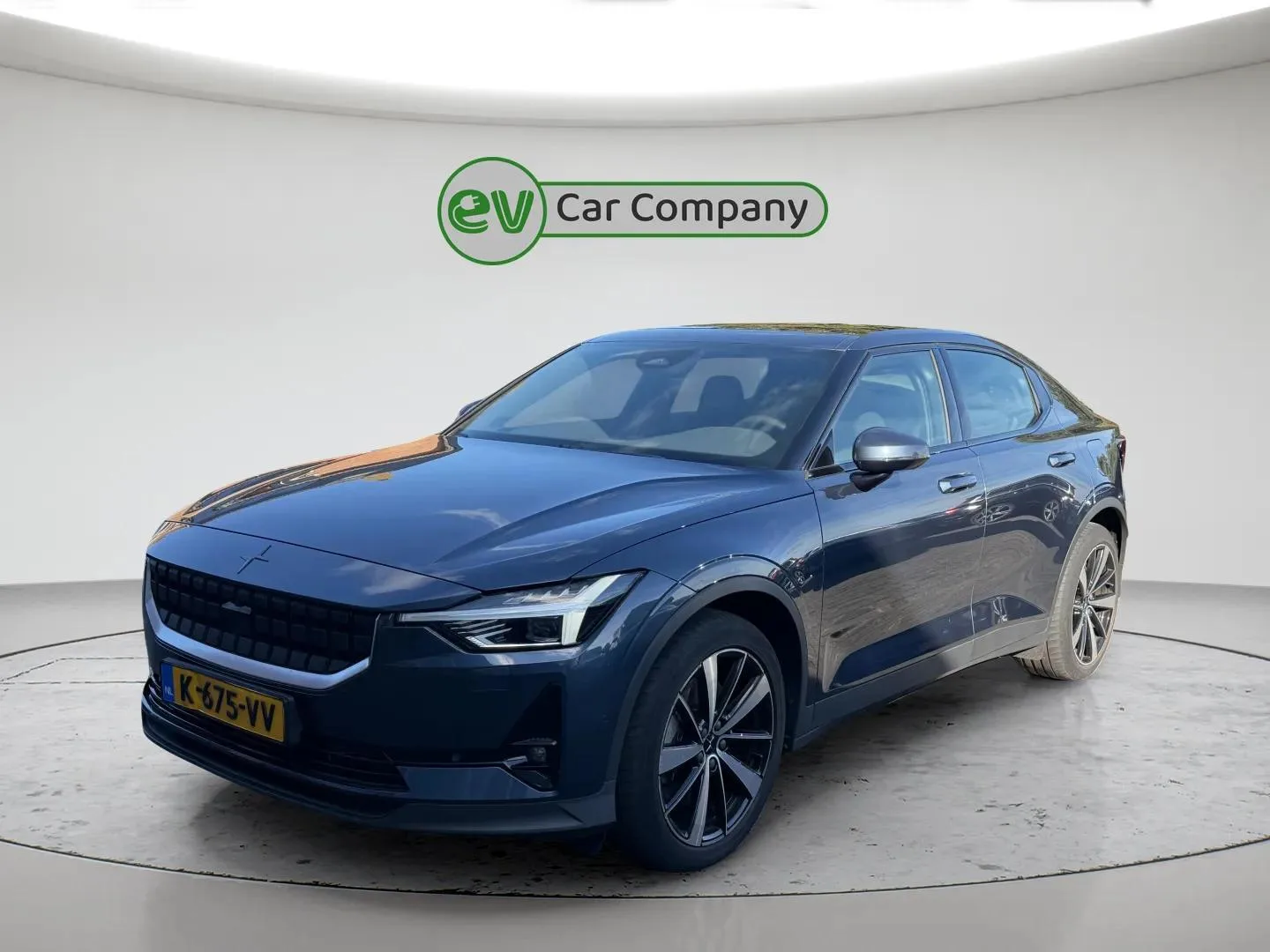 Polestar 2 (2021) — foto 1