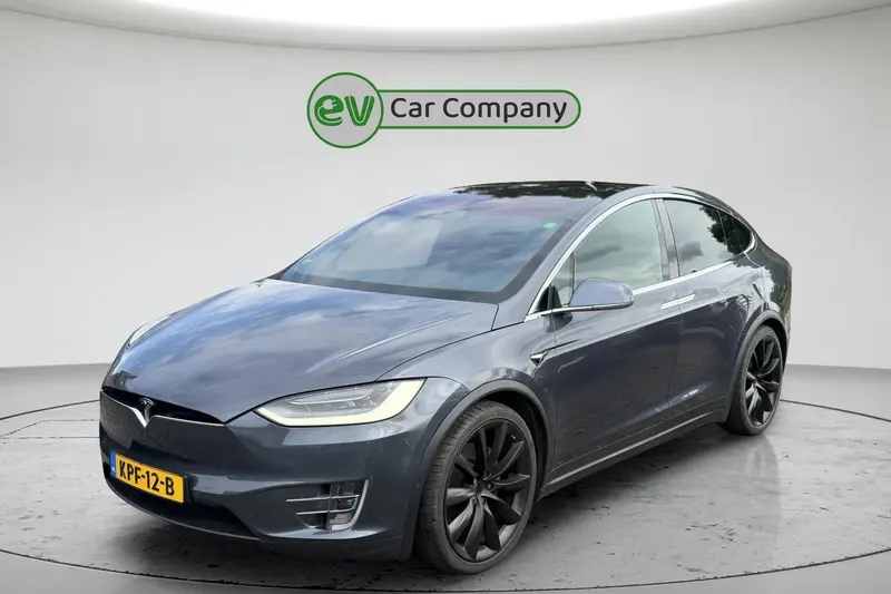 Tesla Model X (2020)