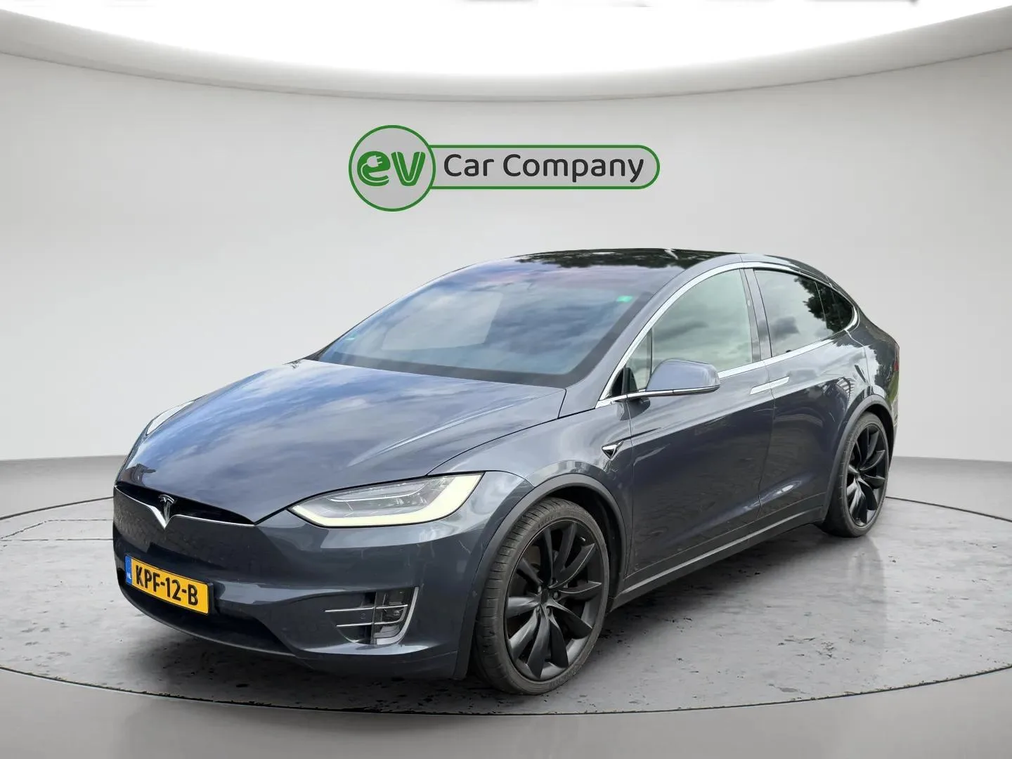 Tesla Model X (2020) — foto 1