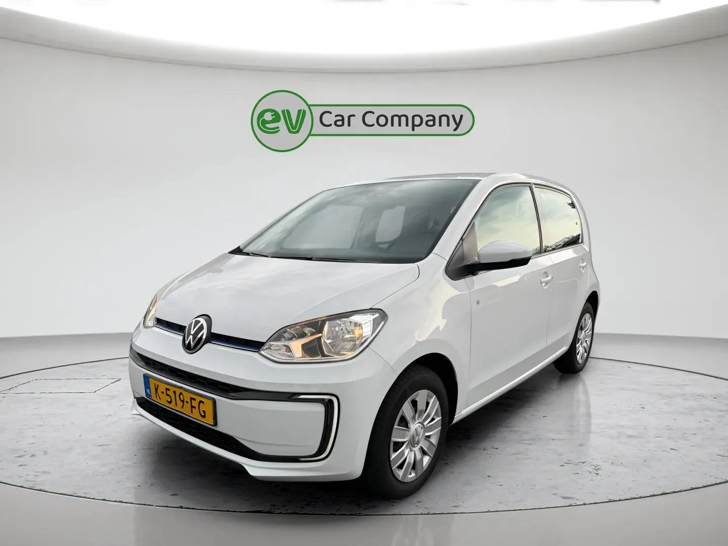 Volkswagen E-Up! (2020) — foto 1