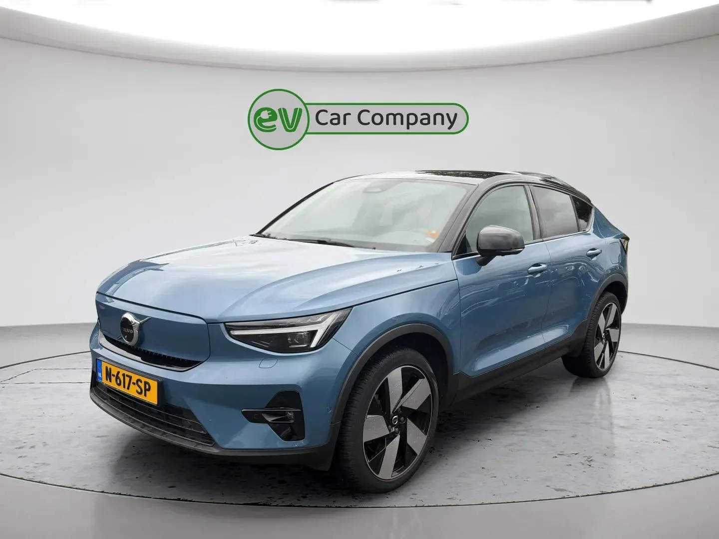 Volvo C40 (2021) — foto 1
