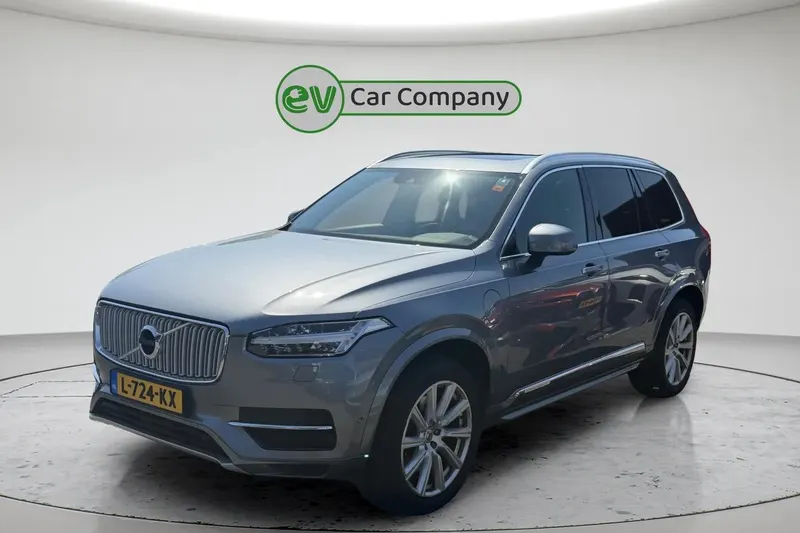 Volvo XC90 (2016)