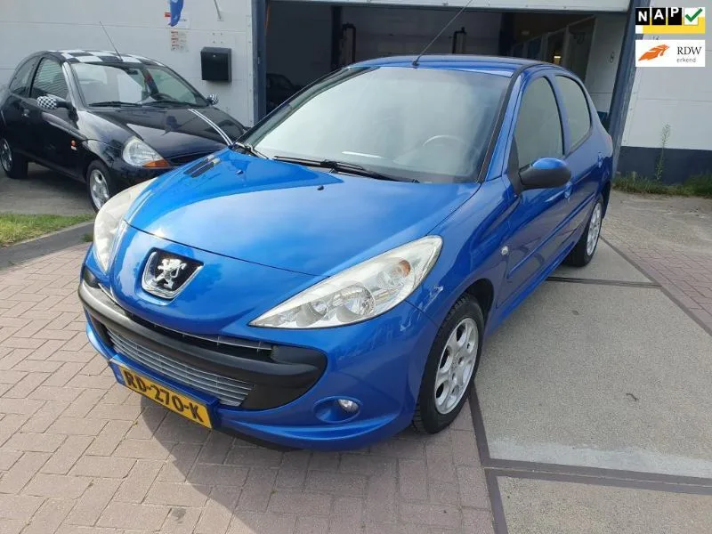 Peugeot 206+ (2012) — foto 1