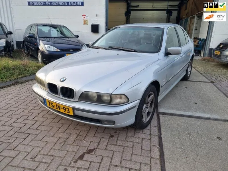 BMW 5-Serie (1998) — foto 1