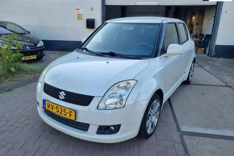 Suzuki Swift (2008)