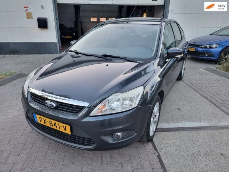 Ford Focus (2011) — foto 1