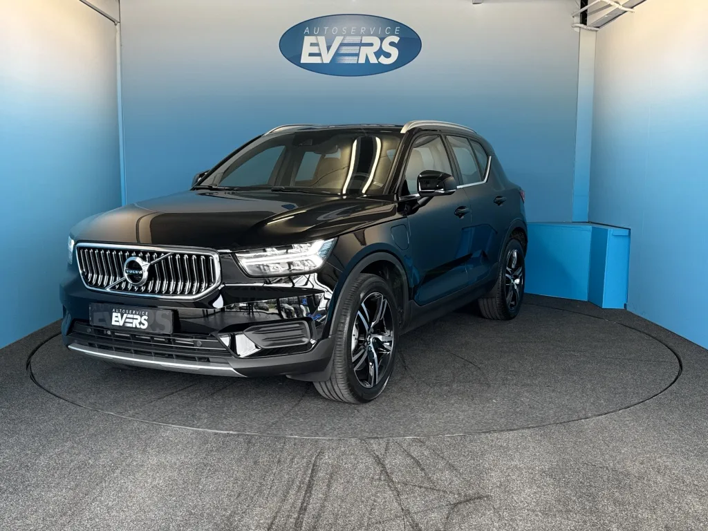 Volvo XC40 (2022) — foto 1