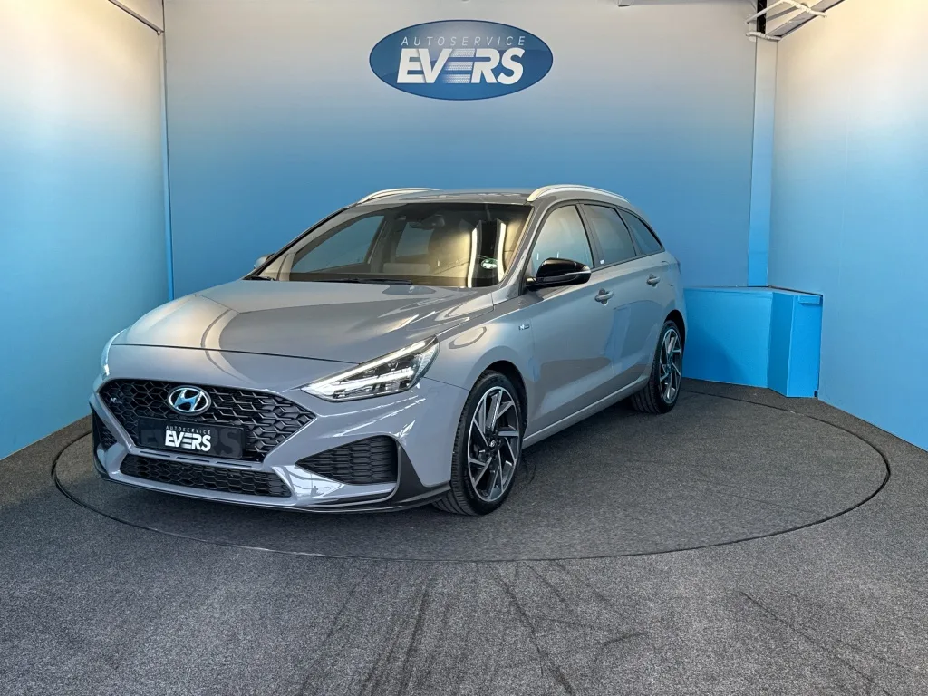 Hyundai i30 (2021) — foto 1