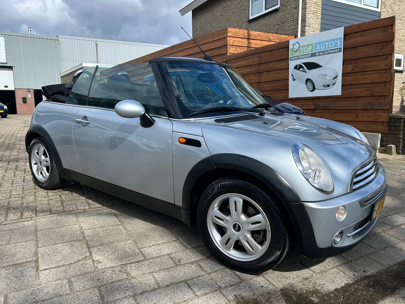 MINI Cabrio (2008) — foto 1