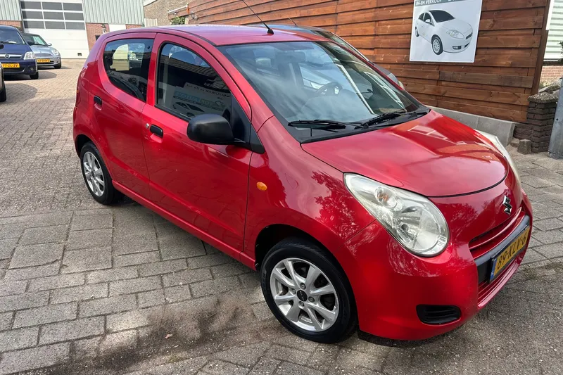 Suzuki Alto (2010)