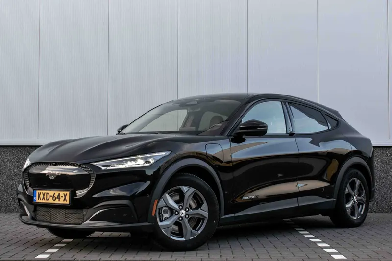Ford Mustang Mach-E (2022)