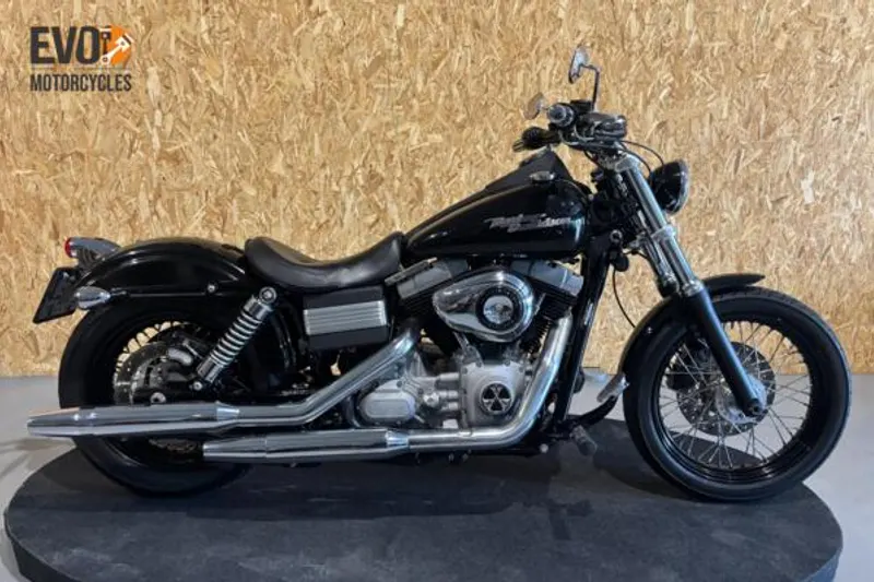 Harley-Davidson Street Bob 96 (2009)