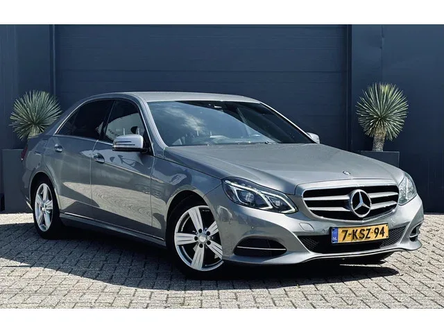 Mercedes-Benz E-Klasse (2013) — foto 1