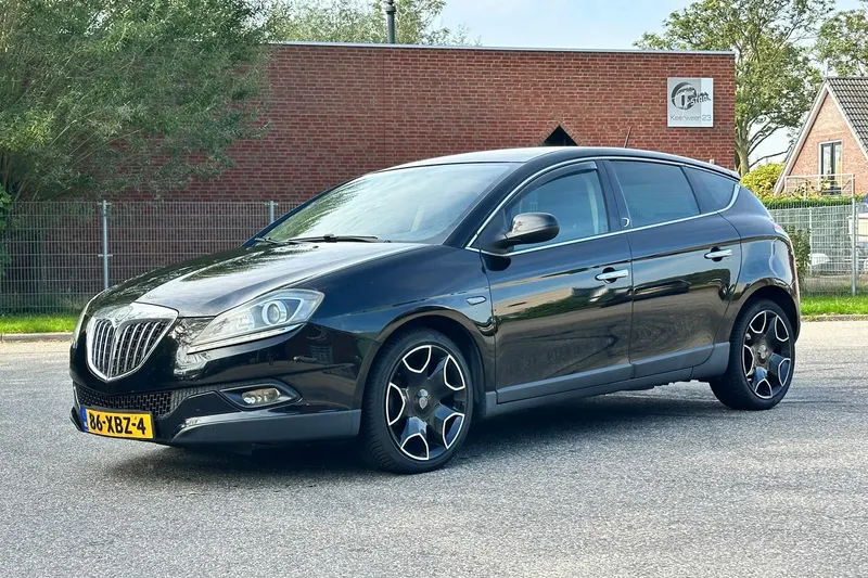 Lancia Delta (2012)