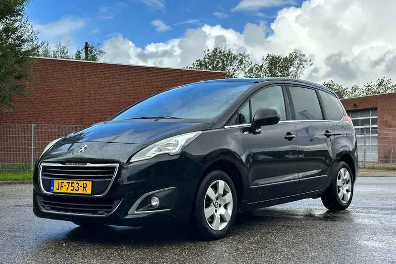 Peugeot 5008 (2016)