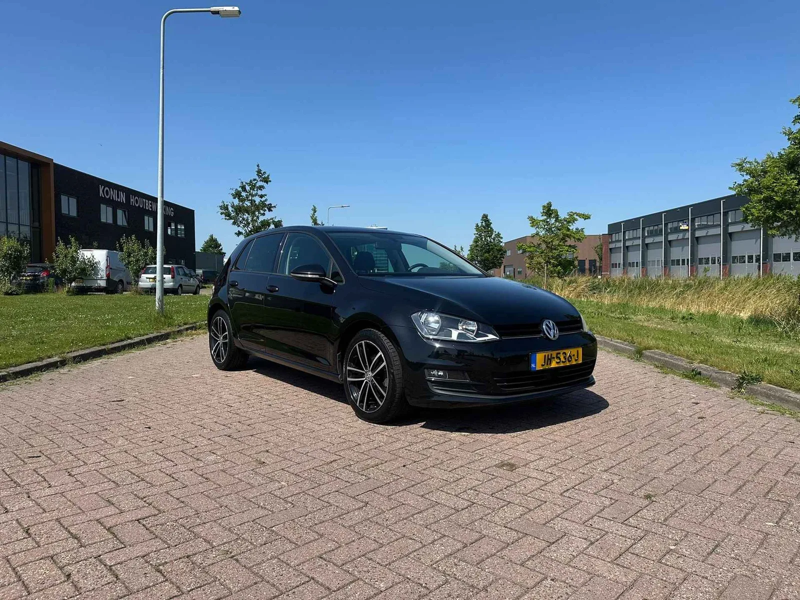 Volkswagen Golf (2015) — foto 1