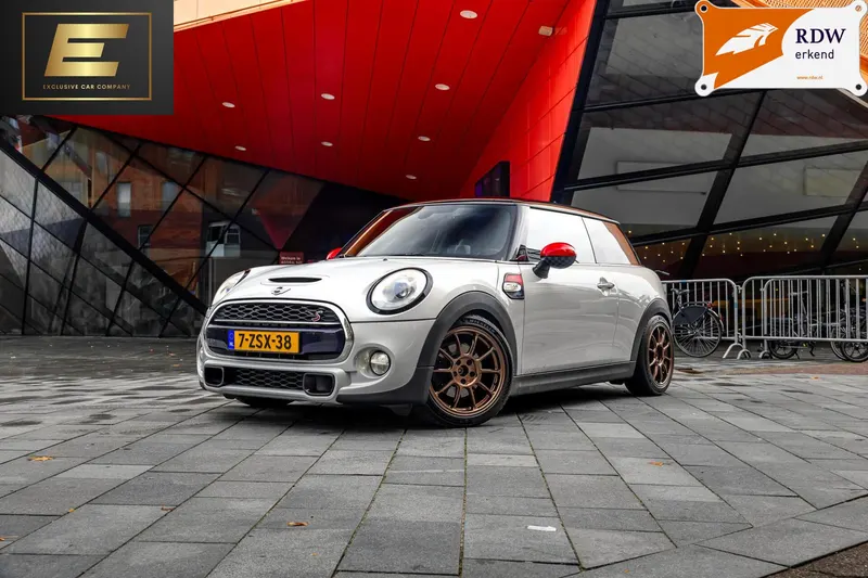 MINI Cooper S (2015)