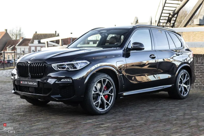 BMW X5 (2021)