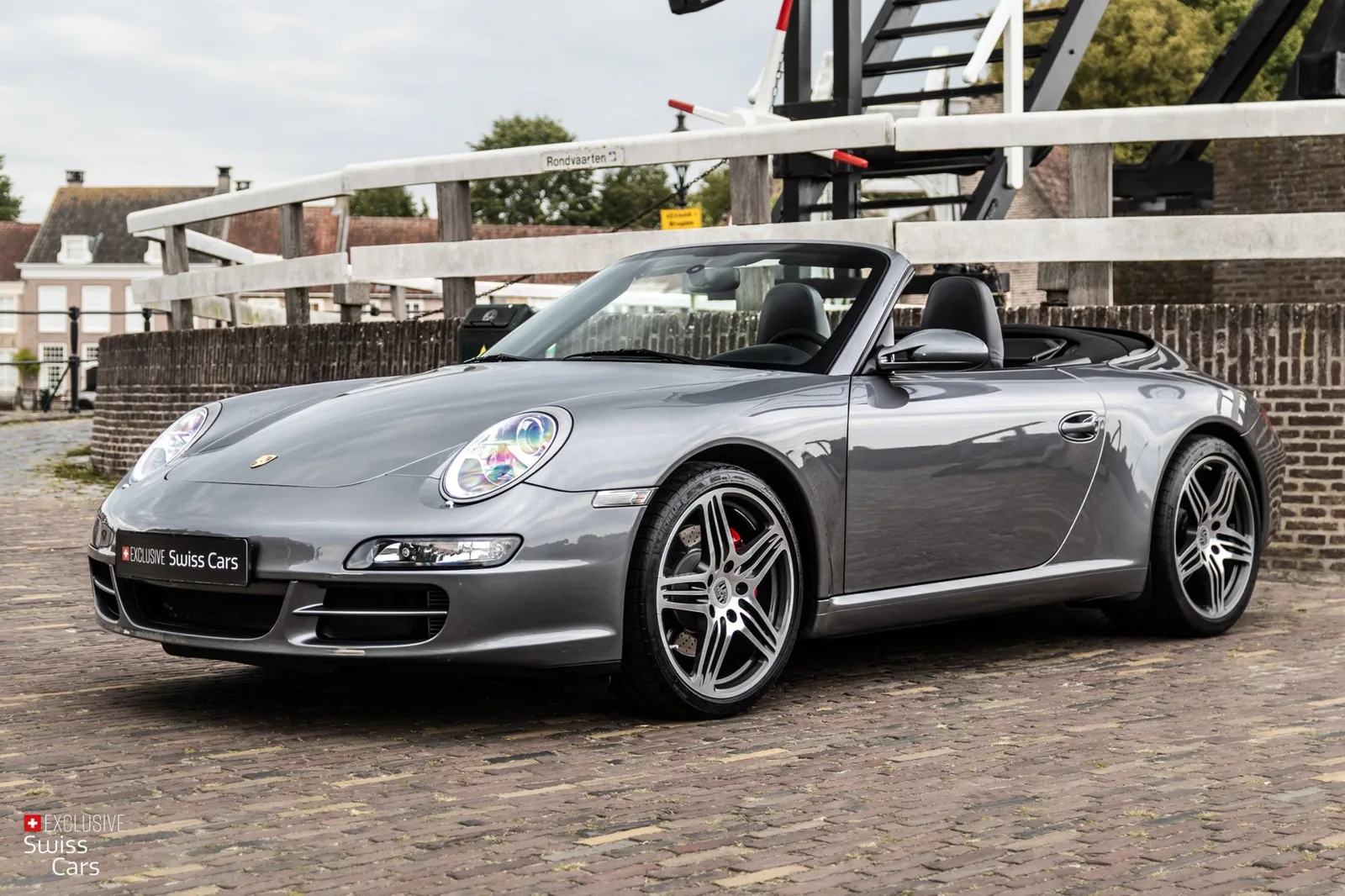 Porsche 911 (2005) — foto 1