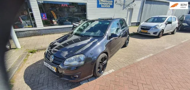 Volkswagen Golf (2008) — foto 1