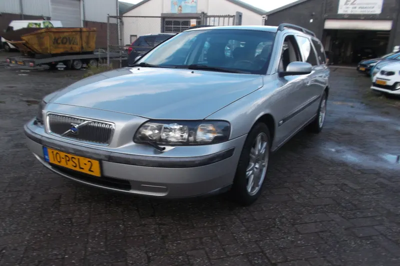 Volvo V70 (2004)