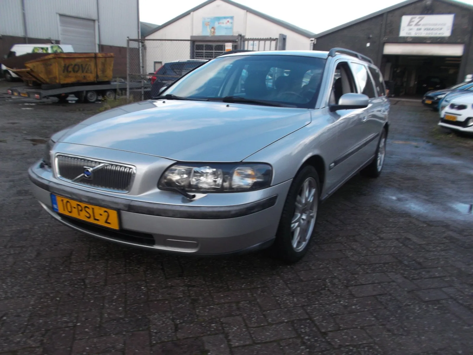 Volvo V70 (2004) — foto 1