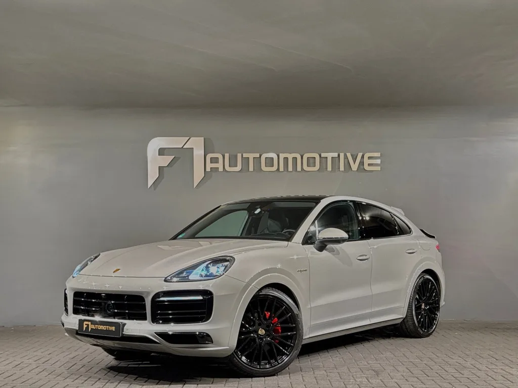 Porsche Cayenne (2023) — foto 1