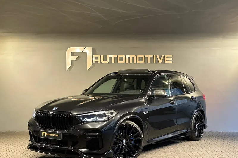 BMW X5 (2023)