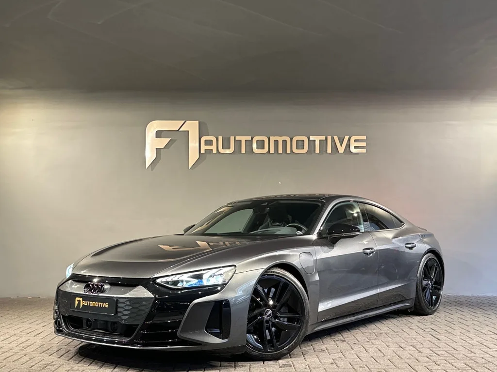 Audi e-tron GT (2023) — foto 1
