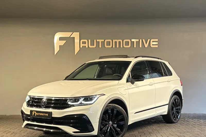Volkswagen Tiguan (2022)