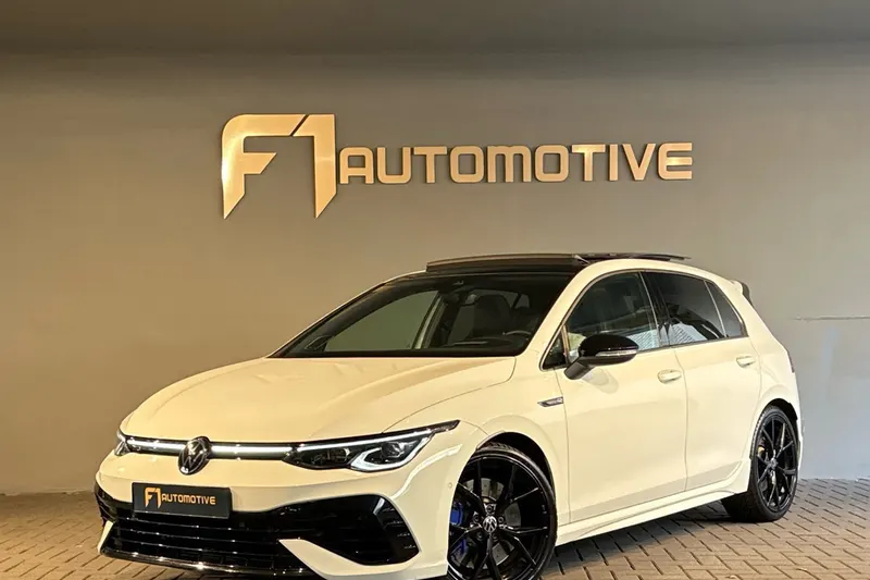 Volkswagen Golf (2022)