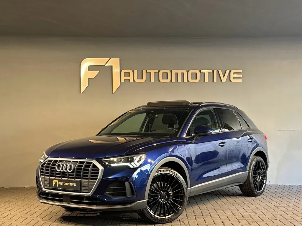 Audi Q3 (2021) — foto 1