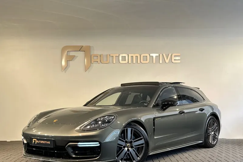 Porsche Panamera (2022)