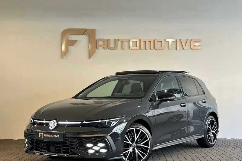 Volkswagen Golf (2025)