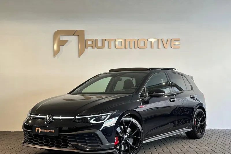 Volkswagen Golf (2022)