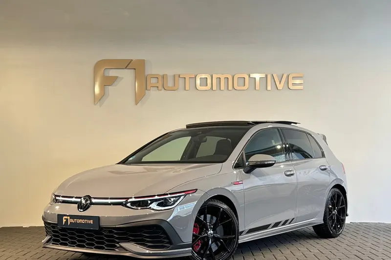 Volkswagen Golf (2024)