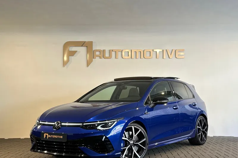 Volkswagen Golf (2023)