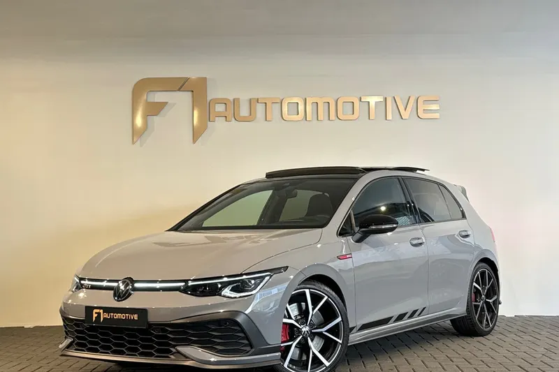 Volkswagen Golf (2022)