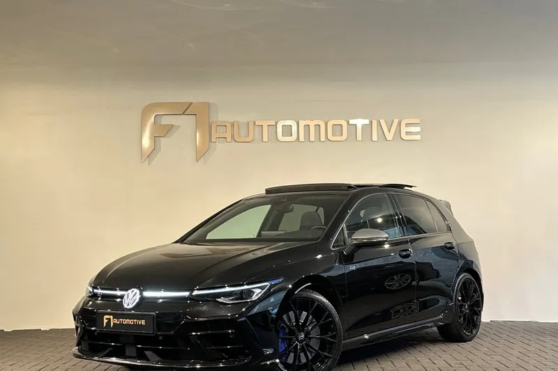Volkswagen Golf (2025)