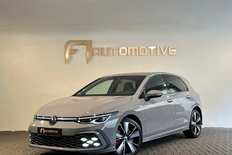Volkswagen Golf (2020)