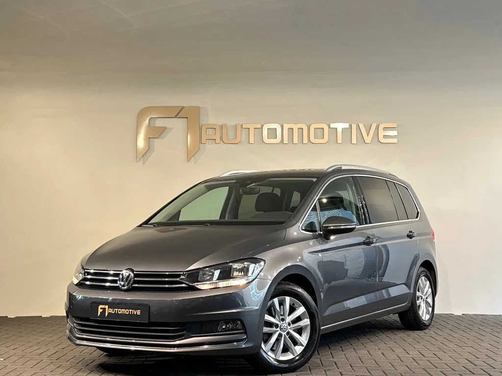 Volkswagen Touran (2019) — foto 1