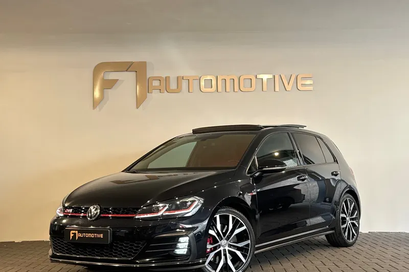 Volkswagen Golf (2017)