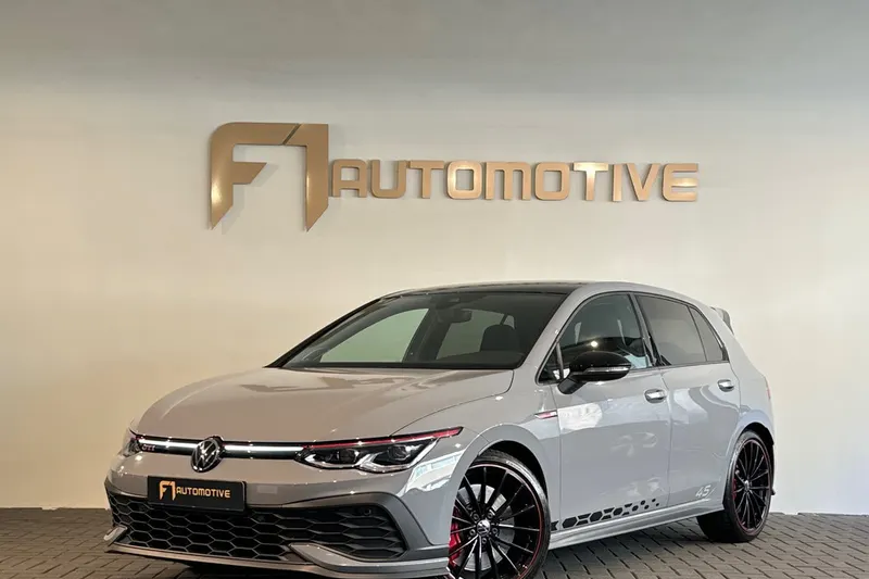 Volkswagen Golf (2022)