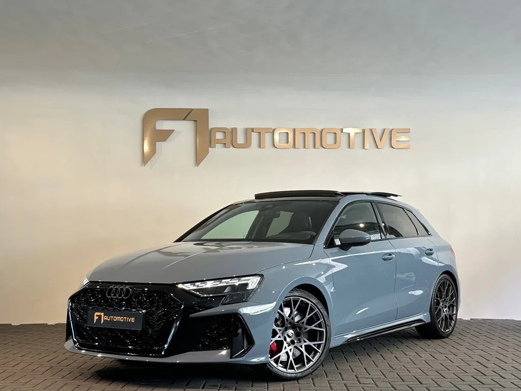 Audi RS3 (2025) — foto 1
