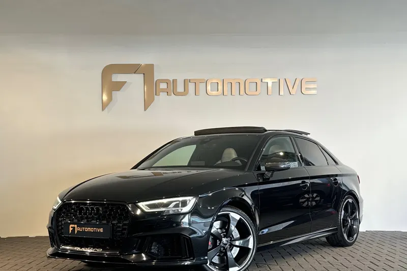 Audi RS3 (2017)