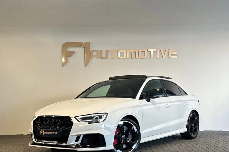 Audi RS3 (2019)