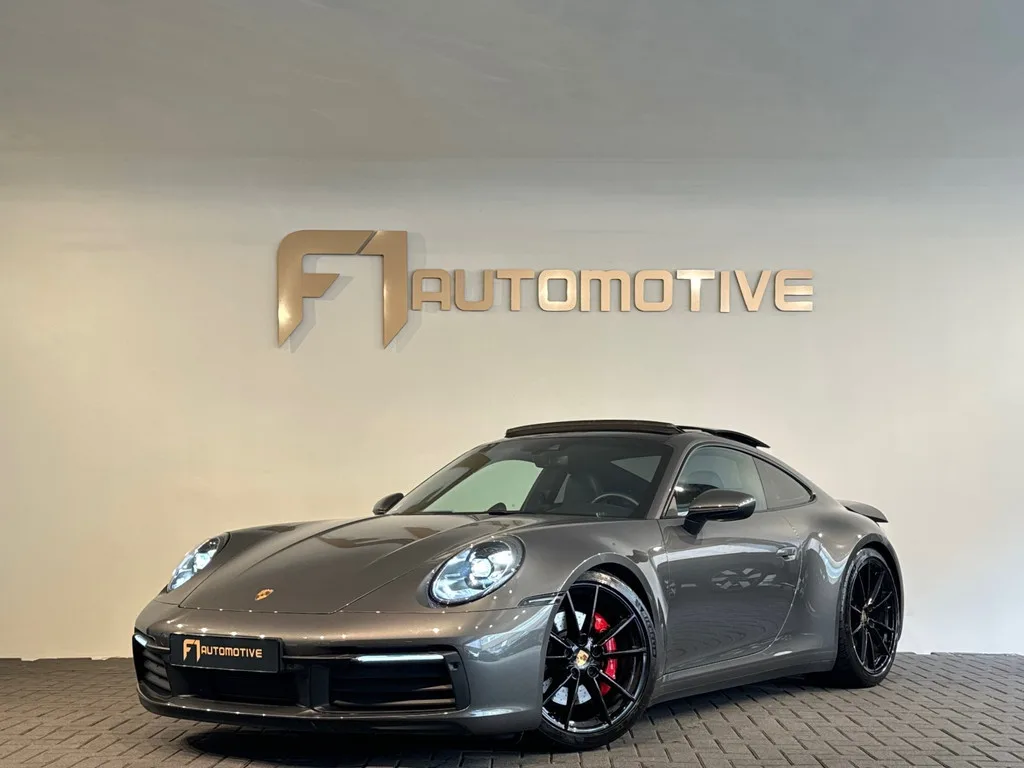 Porsche 911 (2020) — foto 1